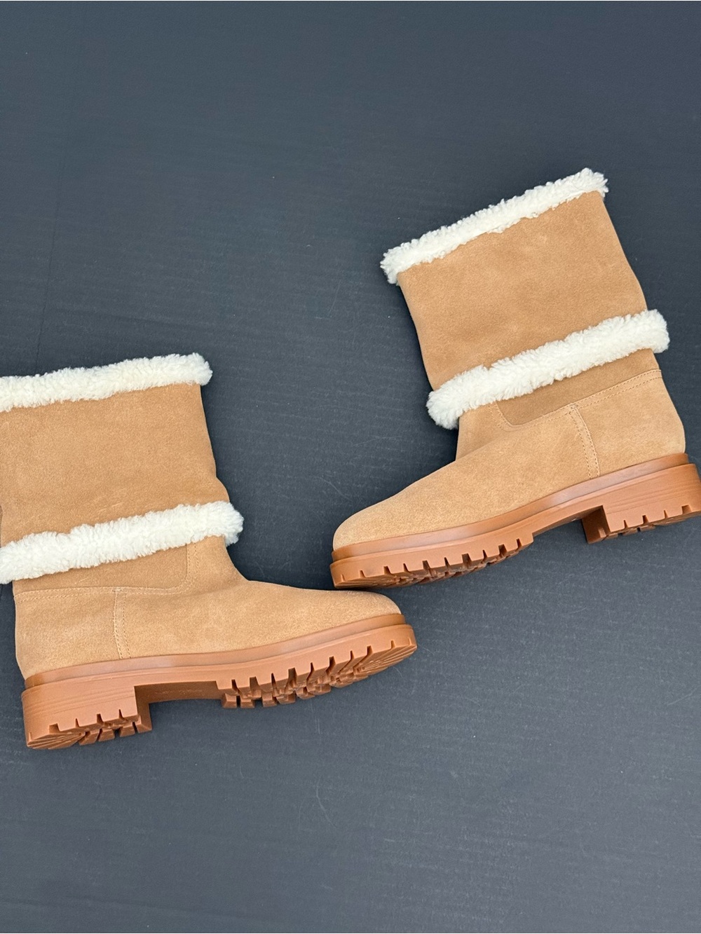 Ralph Lauren Tan Suede Logo Shearling-Trim Boots Size 10 - Picture 6 of 16